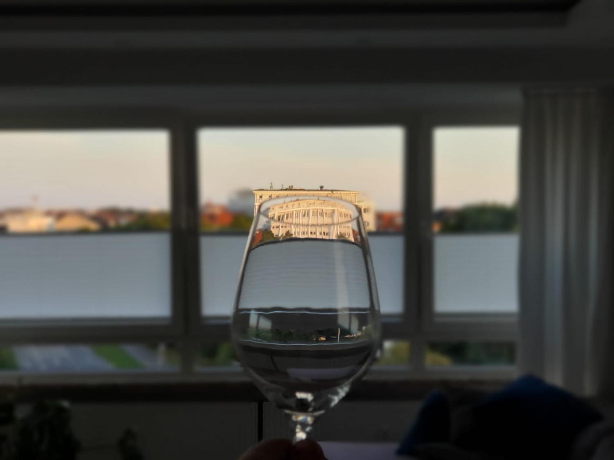Moebeliertes Wohnen Auf Zeit Am Yachthafen Apartment Bremerhaven Luaran gambar